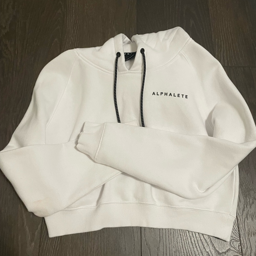 Alphalete cropped sweater size M